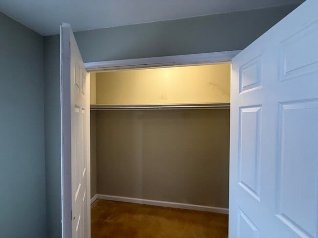 Building Photo - 45129 Durbin Rd