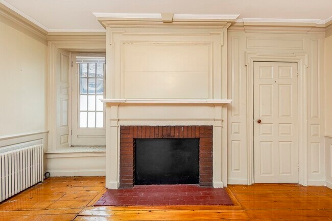 Building Photo - 137 Washington St