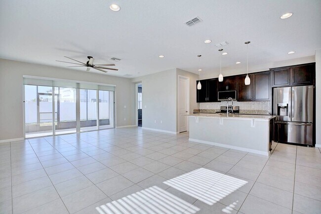 Building Photo - 244 Bella Verano Way