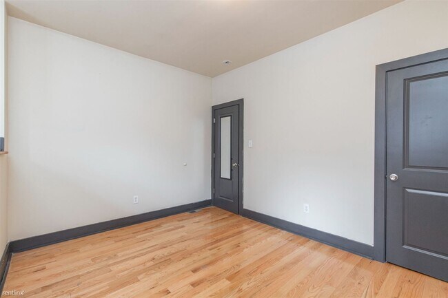 Building Photo - 4 br, 2 bath Duplex - 1707 ARLINGTON ST Un...