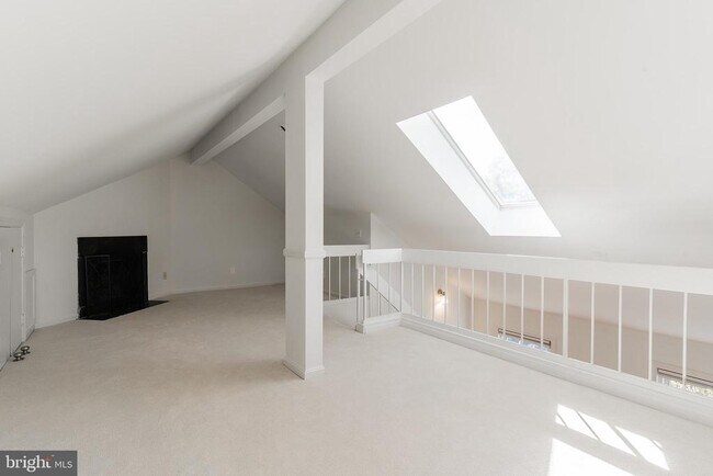 Building Photo - 603 Bashford Ln
