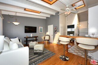 Building Photo - 313 Mildred Ave