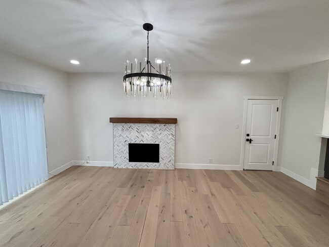 Building Photo - "Beautifully Remodeled 4-Bed Walnut Creek ...
