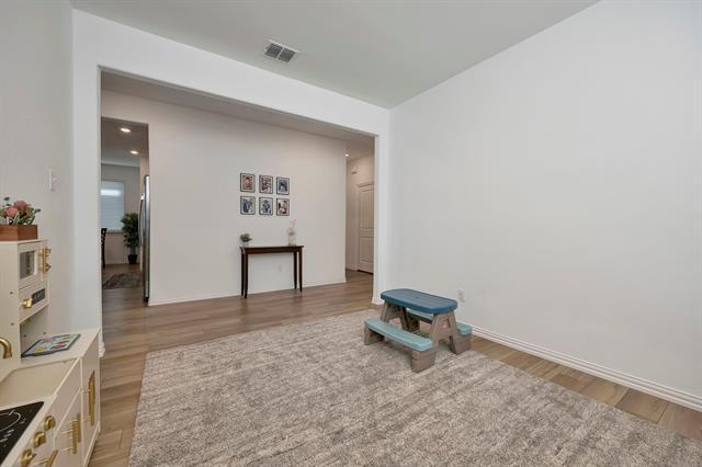 Building Photo - 2604 Starwater Dr