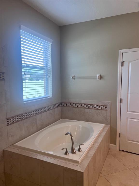 Building Photo - 2502 Cumberland Cliff Dr