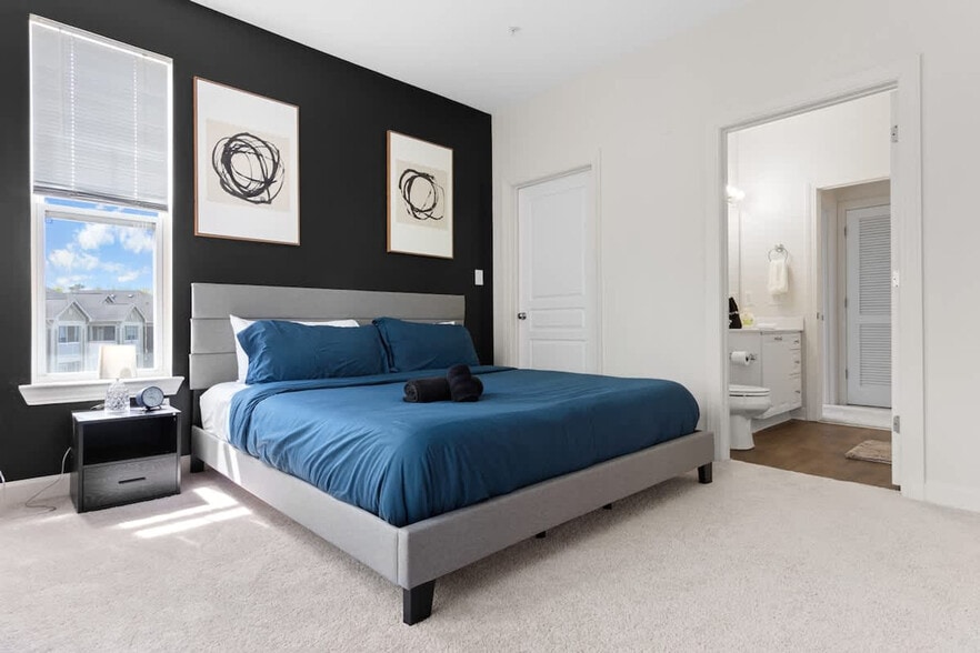 Building Photo - 7038 Almaden Way