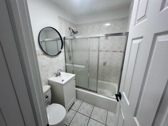 Building Photo - 434 W SIDE Ave