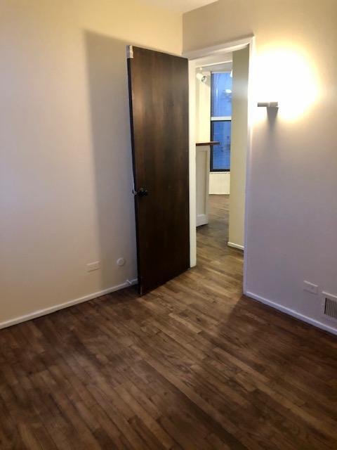 Building Photo - 2 bedroom in Chicago IL 60657