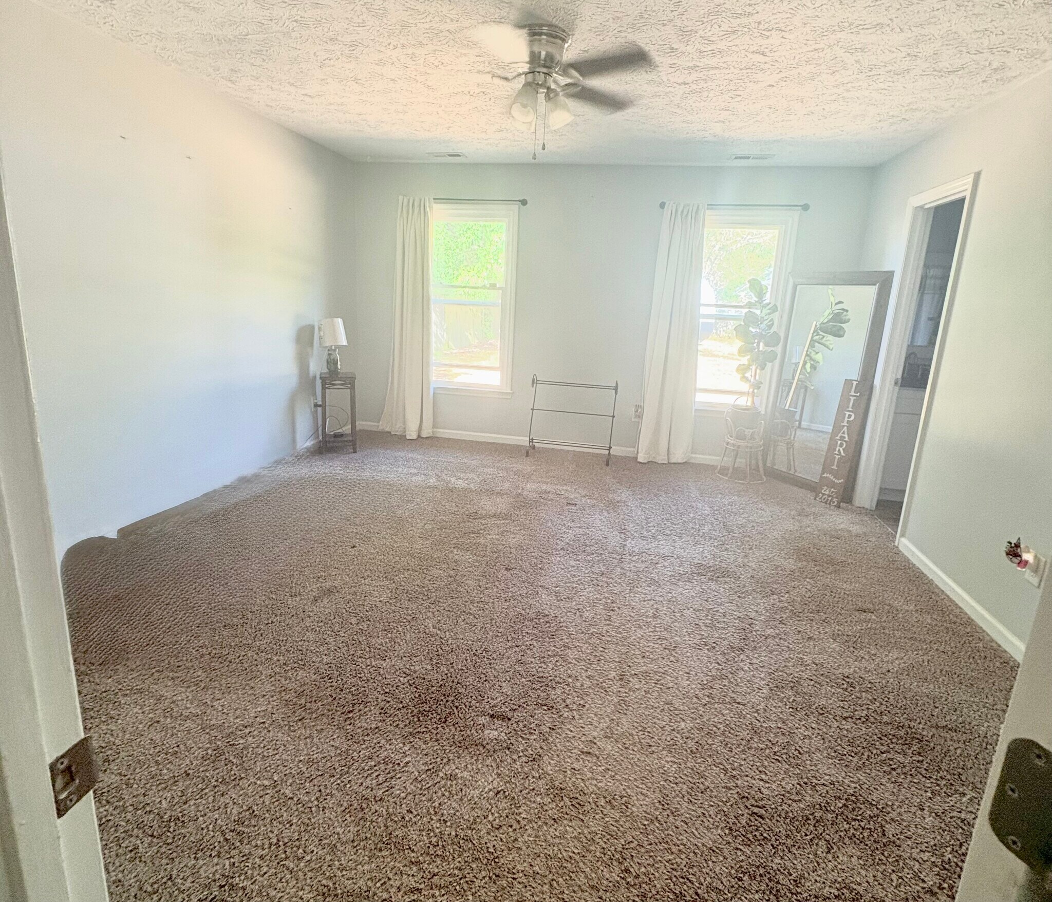 Building Photo - 372 Woodberry Cir