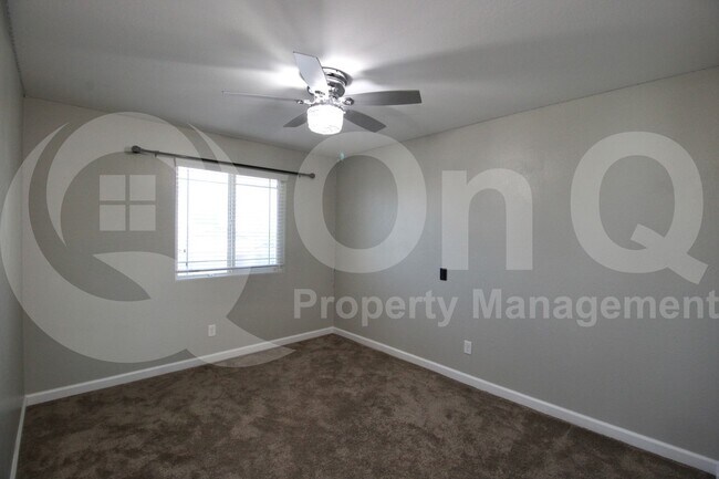 Building Photo - 24758 W Huntington Dr