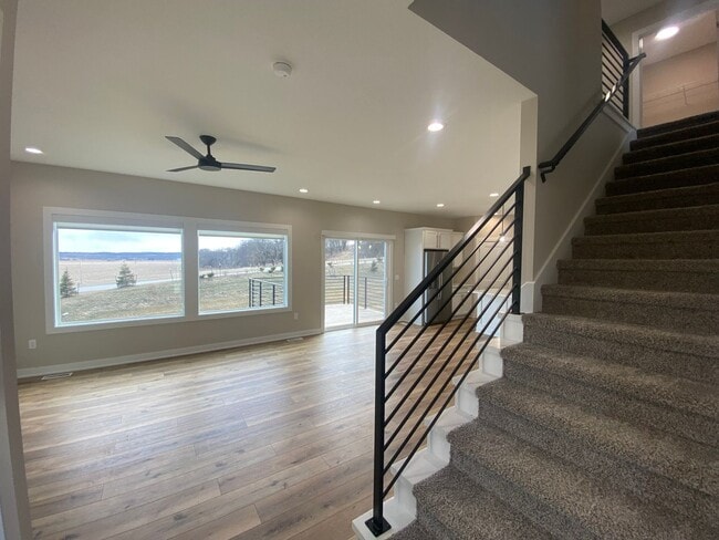Building Photo - Luxury Newer Construction Home!