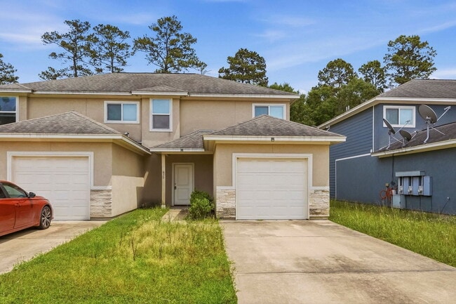 Building Photo - 630 Magnolia Bend