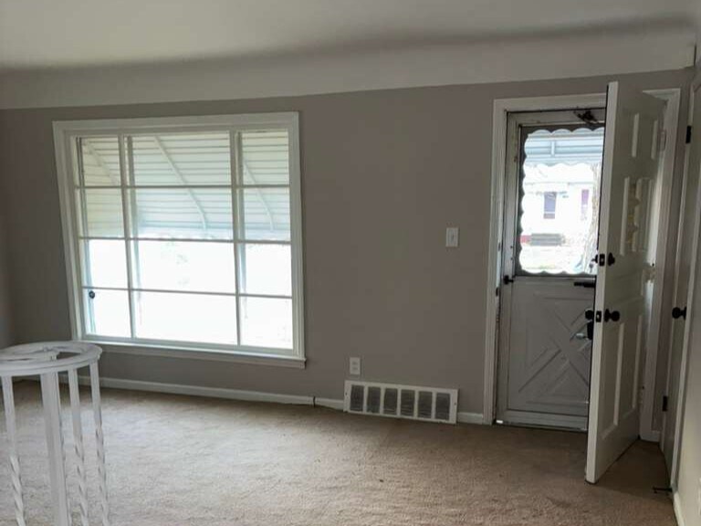 Building Photo - 13201 York Blvd