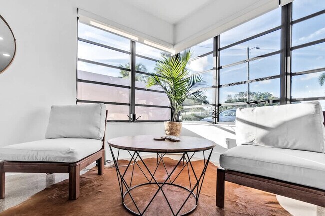 Building Photo - 6540 Park St