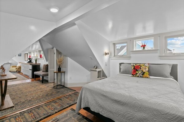 Building Photo - 358 Broadway