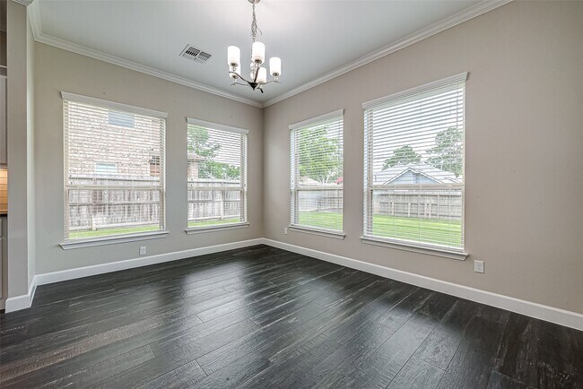 Building Photo - 6527 Camillia Ct