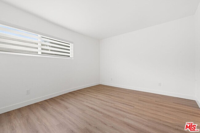 Building Photo - 1743 9th St