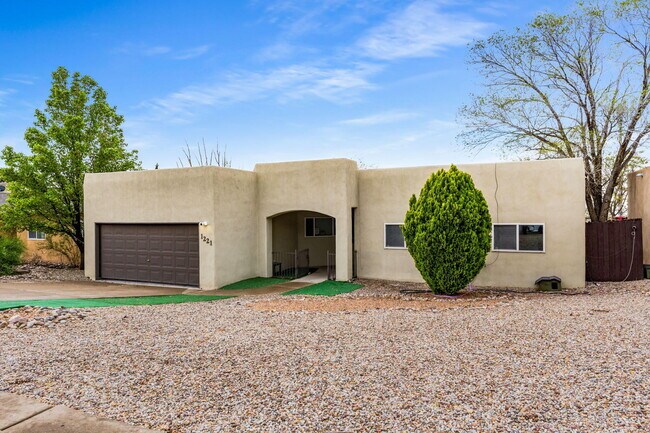 Building Photo - 1221 Paisano St NE