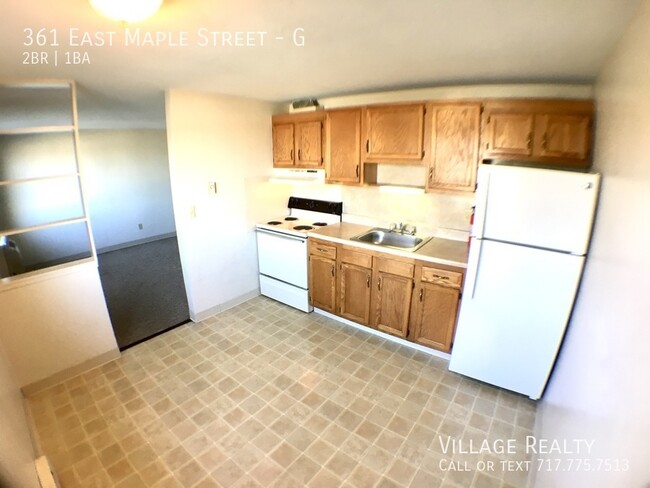 Building Photo - Affordably Priced 2-Bed with eat-in kitche...