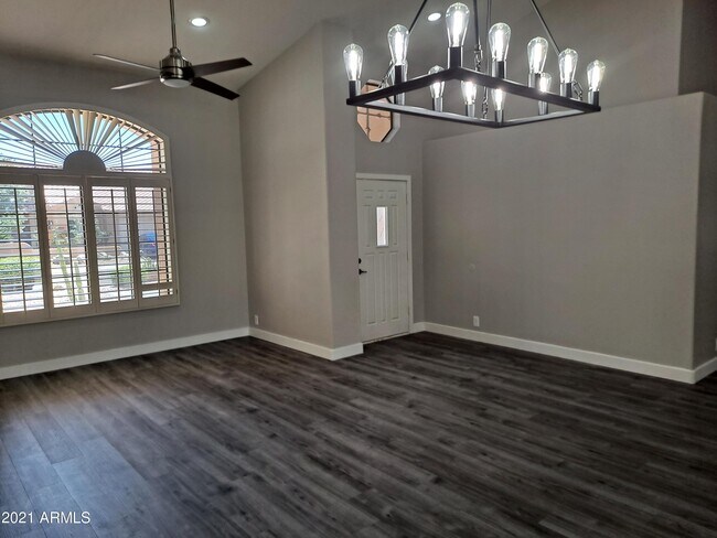 Building Photo - 9074 E Caribbean Ln