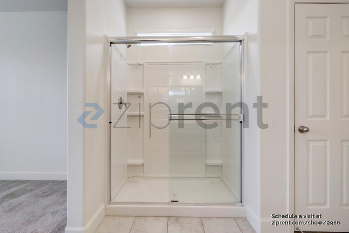 Building Photo - 292 Springfield Dr