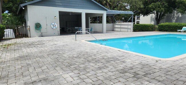 Building Photo - 11201 122nd Ave N