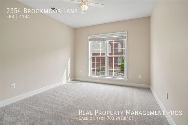 Building Photo - 2354 Brookmoor Ln