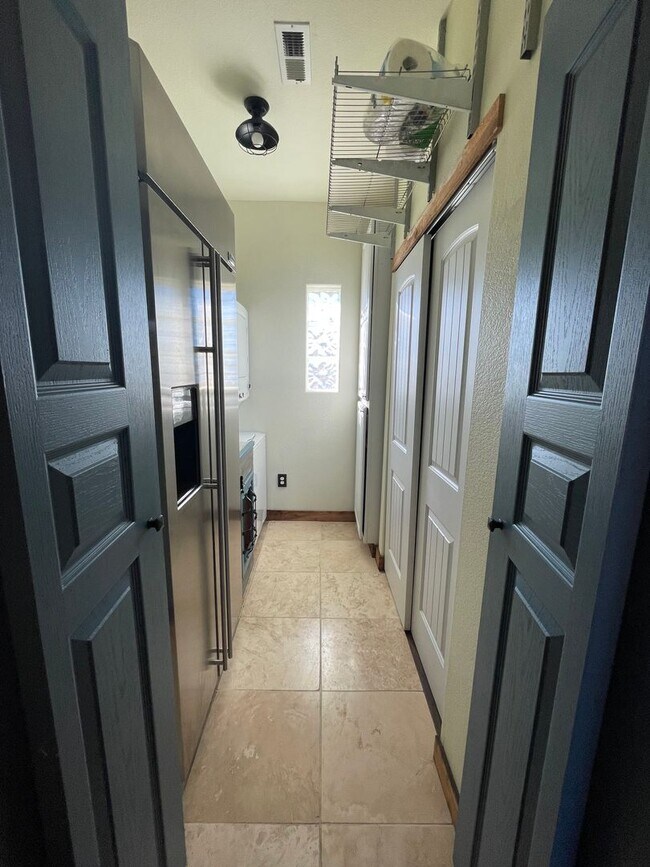 Building Photo - 3BR/2BA Condo near Olde Town Arvada!!