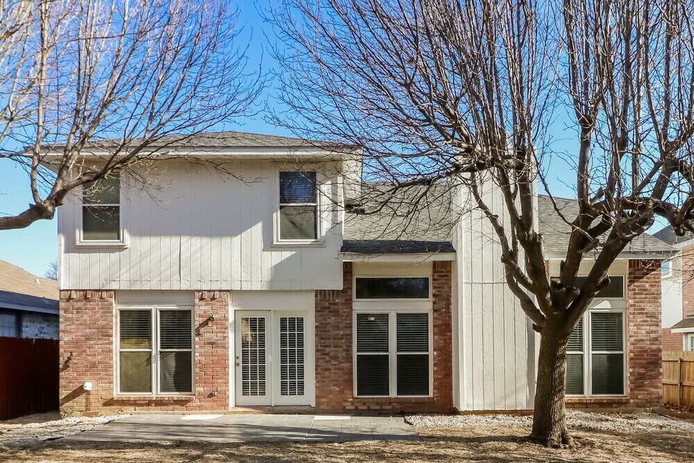 Building Photo - 2729 Forest Creek Dr