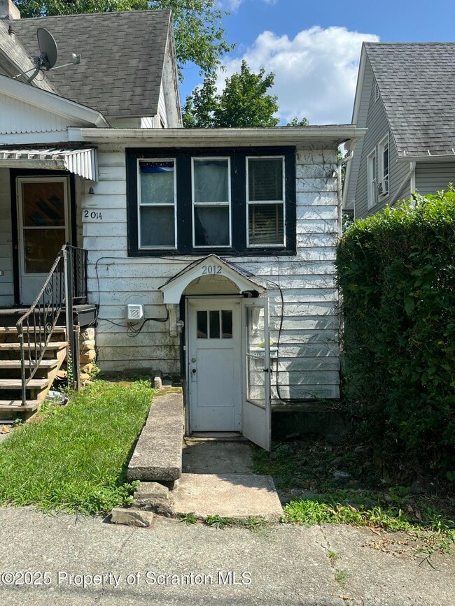 Building Photo - 2012 Edna Ave