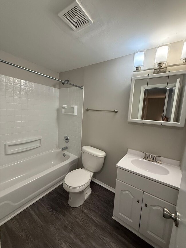 Building Photo - Modern Comfort Meets Practical Living – 3 ...