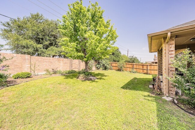 Building Photo - 12713 Diamond Peak Dr