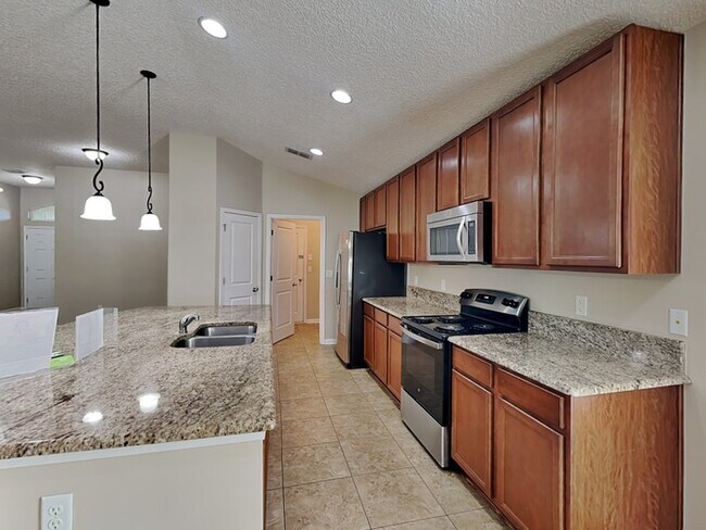 Building Photo - 153 Terracina Dr