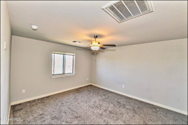 Building Photo - 6952 Black Mesquite Dr