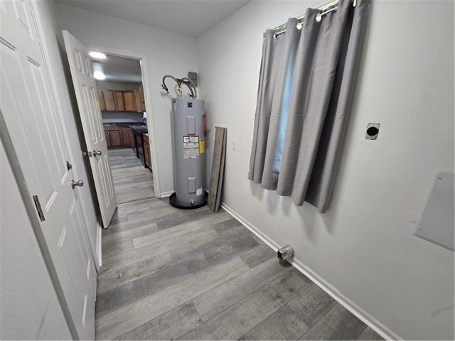 Building Photo - 10483 River Rd