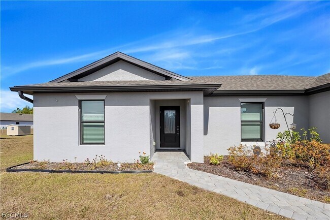 Building Photo - 185 Yager Cir