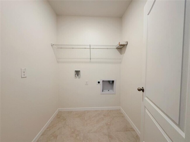 Building Photo - 1656 Bay Breeze Dr