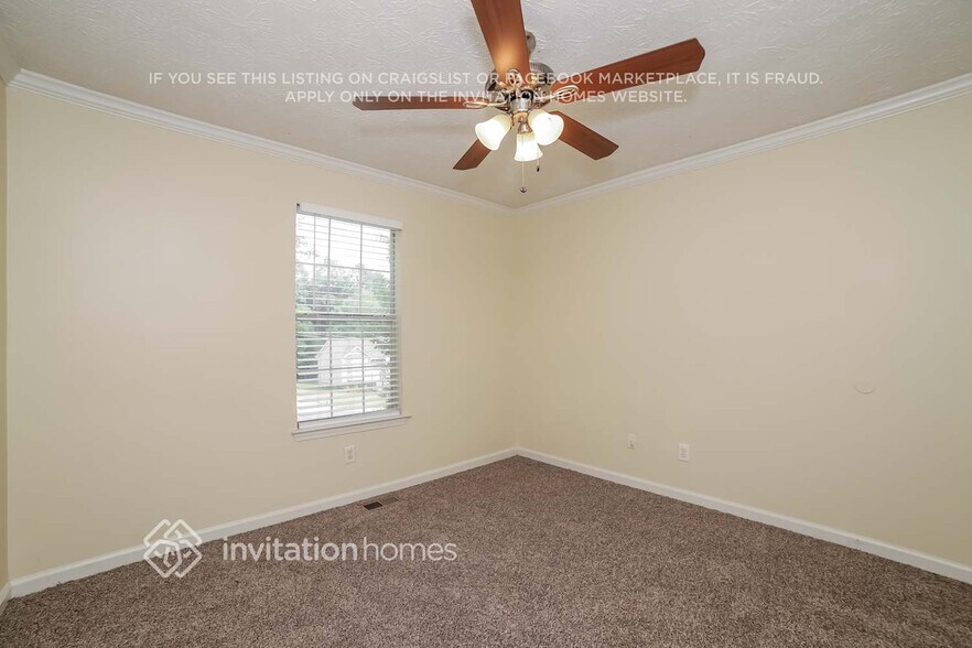 Building Photo - 116 Lovejoy Cir