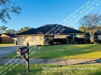 Building Photo - 4212 Briarhill-