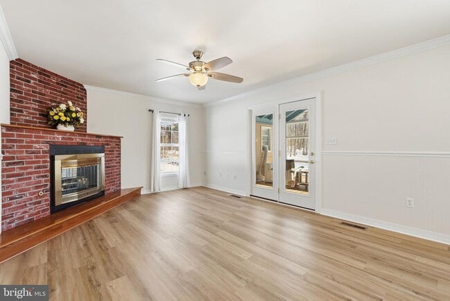 Building Photo - 35298 Scotland Heights Rd