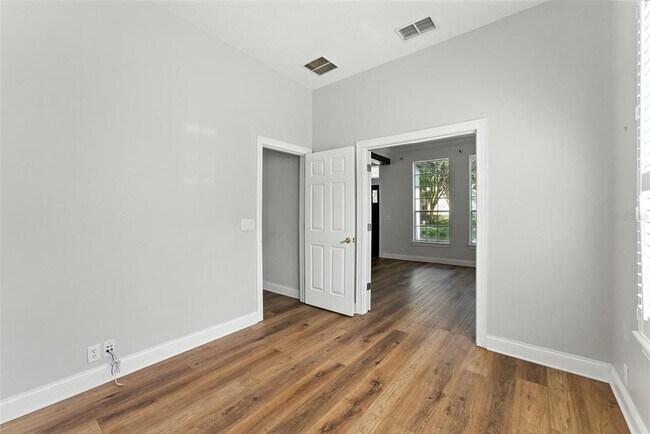 Building Photo - 8555 Bowden Way