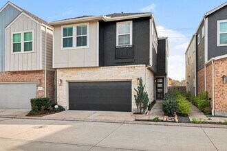 Building Photo - 10011 Brickhouse Dr