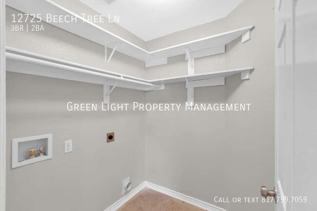 Building Photo - 12725 Beech Tree Ln