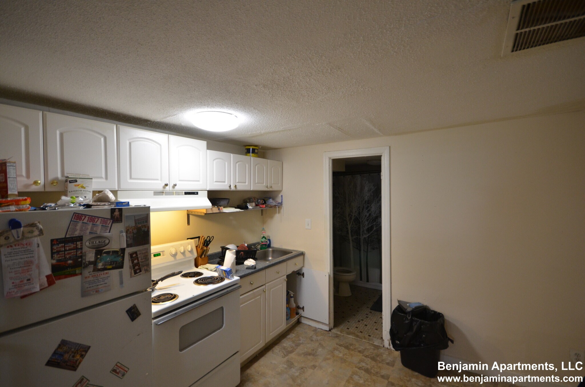 Building Photo - 890 Huntington Ave