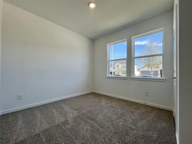 Building Photo - 21835 Redwood Blf Trl