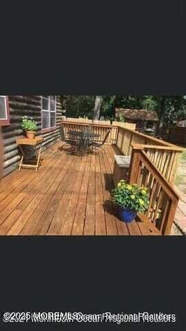 Building Photo - 375 Arrowhead Dr