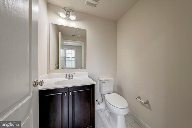 Building Photo - 22635 Norwalk Square