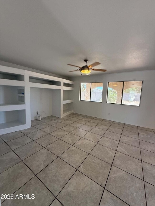 Building Photo - 1261 E Dust Devil Dr