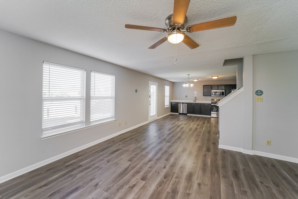 Building Photo - 150 Declaration Dr