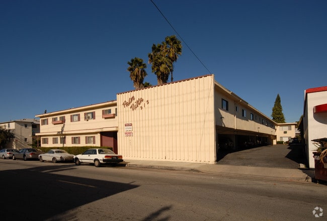 Primary Photo - Palm Villa
